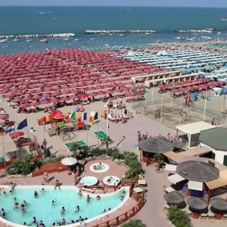 2 Min Dalla Adriatic Appartamento